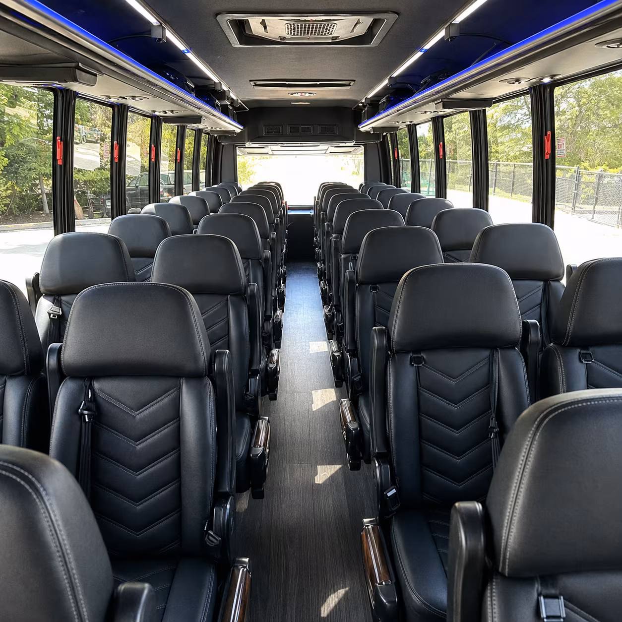 book the perfect ride for your next airport transfer 4
