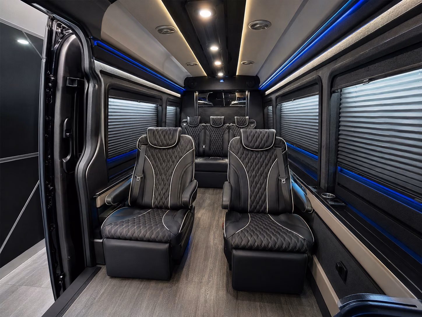 sporting event buses for hartford and uconn games